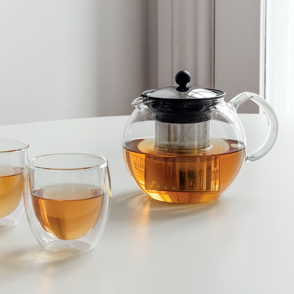 Bodum Assam Tea Press - Glass Tea Pot With Stainless Steel Filter - Heavenly Tea Leaves